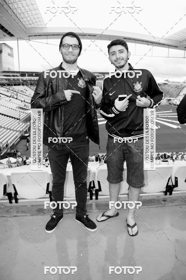 Buy your photos of the eventCorinthians X Fluminense - Brasileir�o on Fotop