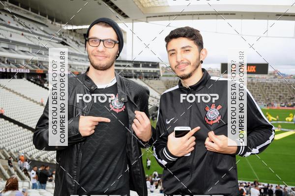 Buy your photos of the eventCorinthians X Fluminense - Brasileir�o on Fotop