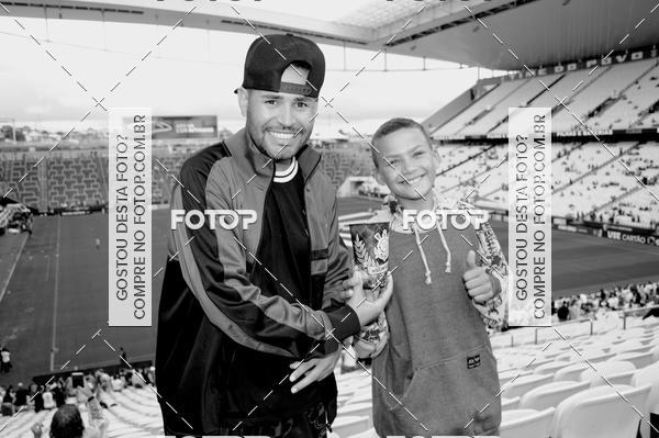 Buy your photos of the eventCorinthians X Fluminense - Brasileir�o on Fotop