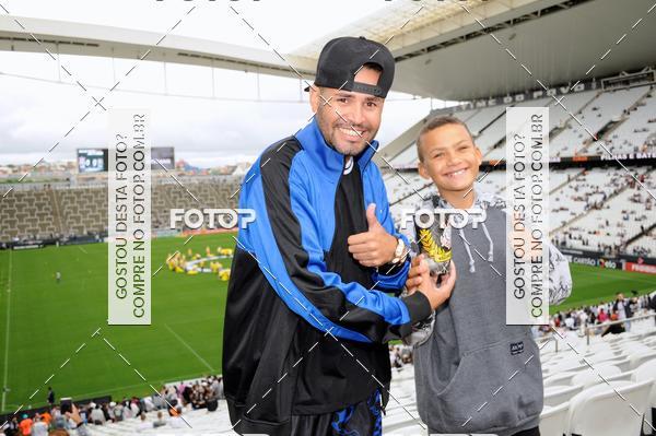 Buy your photos of the eventCorinthians X Fluminense - Brasileir�o on Fotop