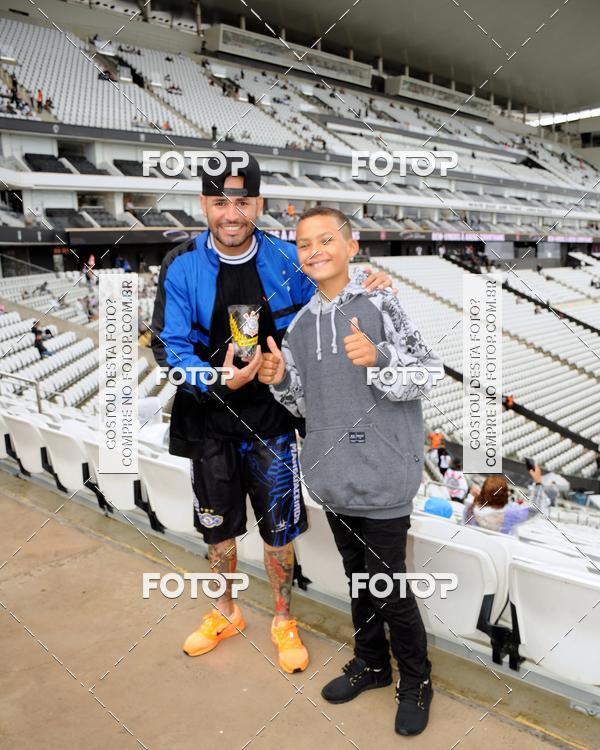 Buy your photos of the eventCorinthians X Fluminense - Brasileir�o on Fotop