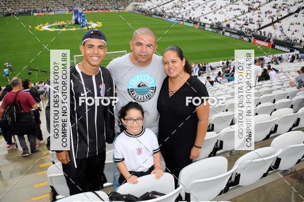 Buy your photos of the eventCorinthians X Fluminense - Brasileir�o on Fotop