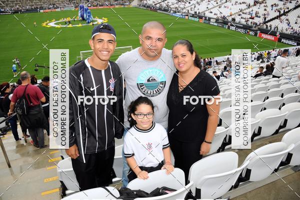 Buy your photos of the eventCorinthians X Fluminense - Brasileir�o on Fotop