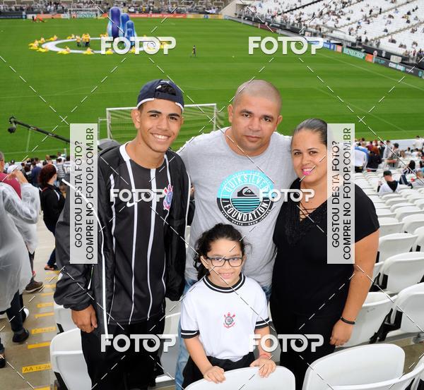 Buy your photos of the eventCorinthians X Fluminense - Brasileir�o on Fotop