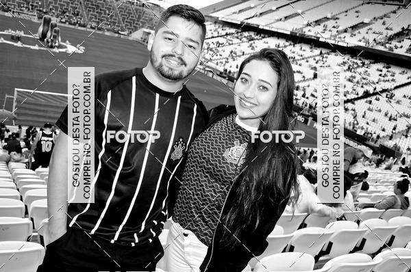 Buy your photos of the eventCorinthians X Fluminense - Brasileir�o on Fotop