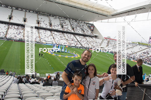 Buy your photos of the eventCorinthians X Fluminense - Brasileir�o on Fotop