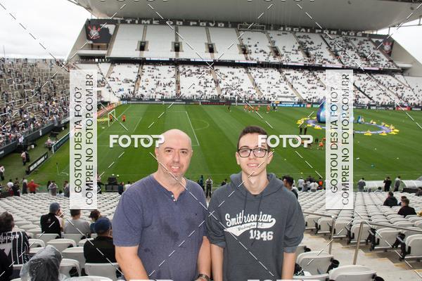 Buy your photos of the eventCorinthians X Fluminense - Brasileir�o on Fotop