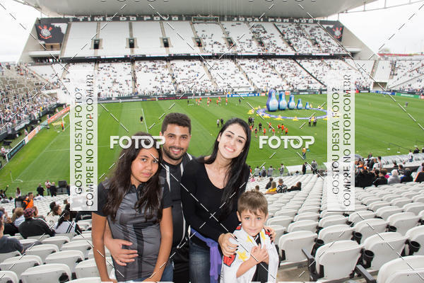 Buy your photos of the eventCorinthians X Fluminense - Brasileir�o on Fotop