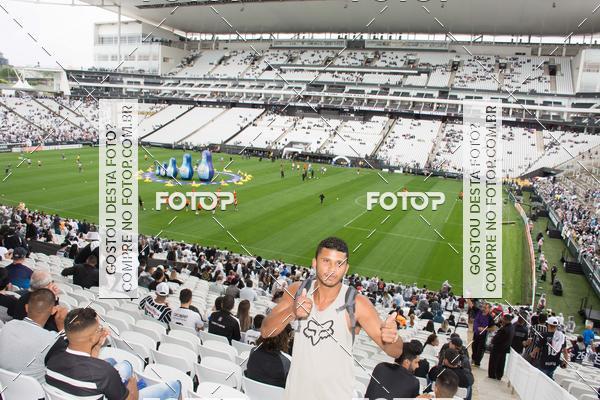Buy your photos of the eventCorinthians X Fluminense - Brasileir�o on Fotop
