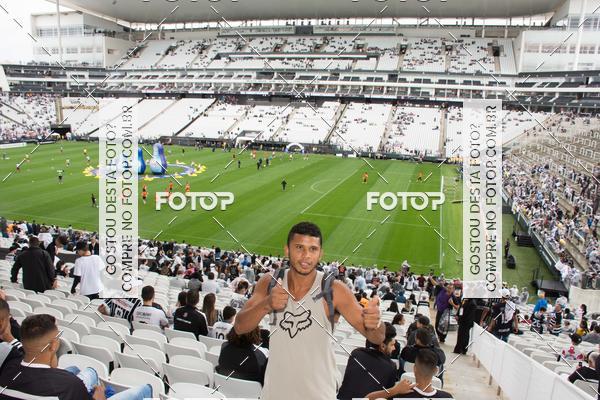 Buy your photos of the eventCorinthians X Fluminense - Brasileir�o on Fotop