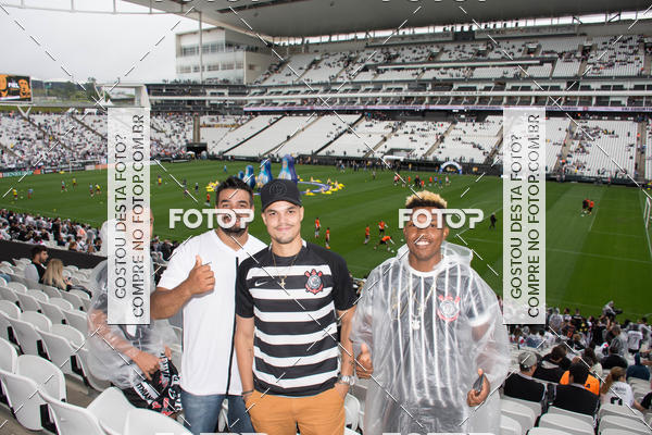 Buy your photos of the eventCorinthians X Fluminense - Brasileir�o on Fotop