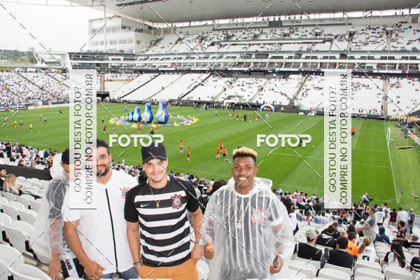 Buy your photos of the eventCorinthians X Fluminense - Brasileir�o on Fotop