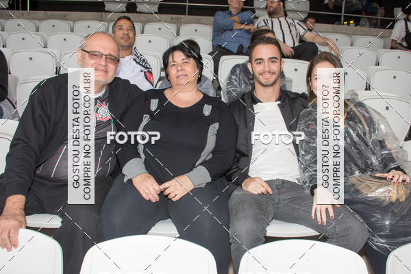 Buy your photos of the eventCorinthians X Fluminense - Brasileir�o on Fotop