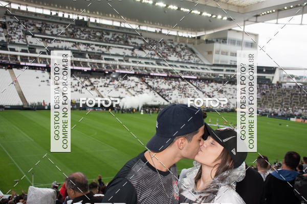 Buy your photos of the eventCorinthians X Fluminense - Brasileir�o on Fotop