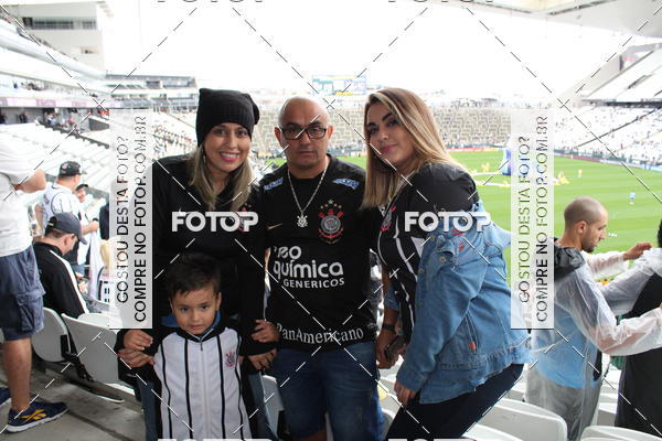Buy your photos of the eventCorinthians X Fluminense - Brasileir�o on Fotop