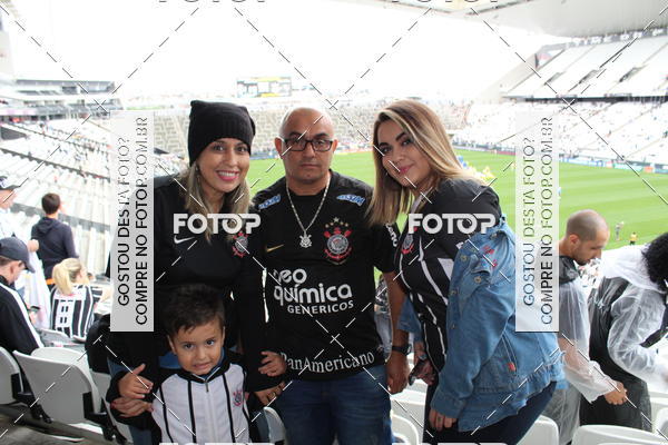 Buy your photos of the eventCorinthians X Fluminense - Brasileir�o on Fotop