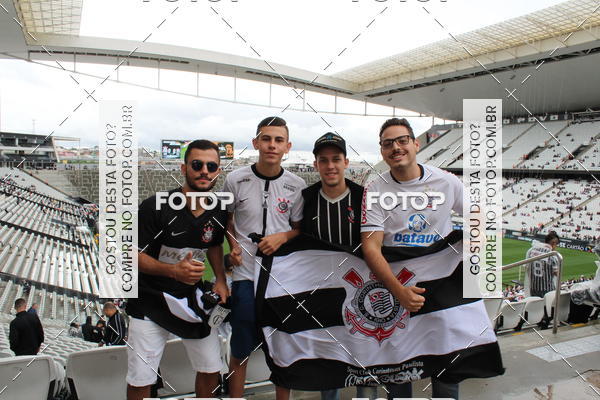 Buy your photos of the eventCorinthians X Fluminense - Brasileir�o on Fotop