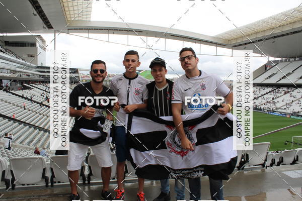 Buy your photos of the eventCorinthians X Fluminense - Brasileir�o on Fotop
