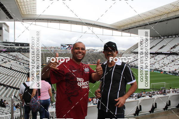 Buy your photos of the eventCorinthians X Fluminense - Brasileir�o on Fotop