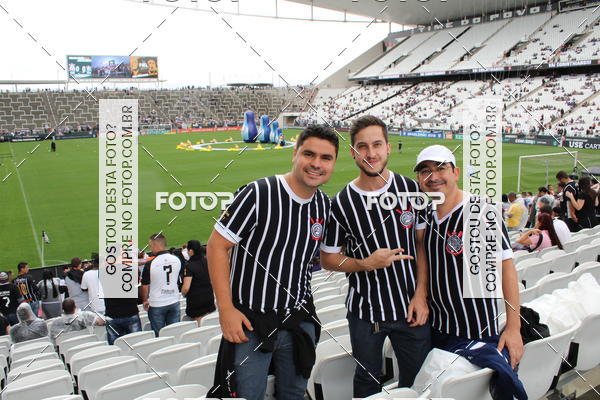 Buy your photos of the eventCorinthians X Fluminense - Brasileir�o on Fotop
