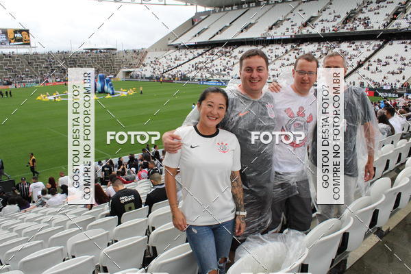 Buy your photos of the eventCorinthians X Fluminense - Brasileir�o on Fotop