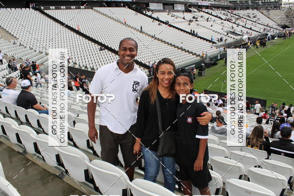 Buy your photos of the eventCorinthians X Fluminense - Brasileir�o on Fotop