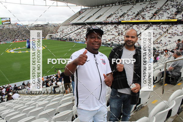 Buy your photos of the eventCorinthians X Fluminense - Brasileir�o on Fotop