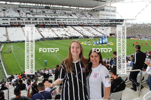 Buy your photos of the eventCorinthians X Fluminense - Brasileir�o on Fotop