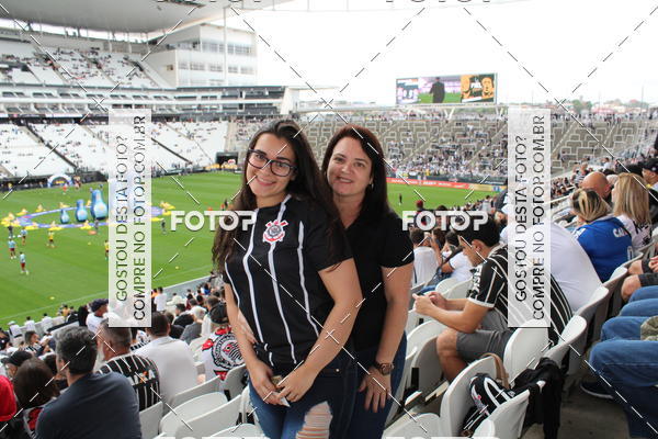 Buy your photos of the eventCorinthians X Fluminense - Brasileir�o on Fotop