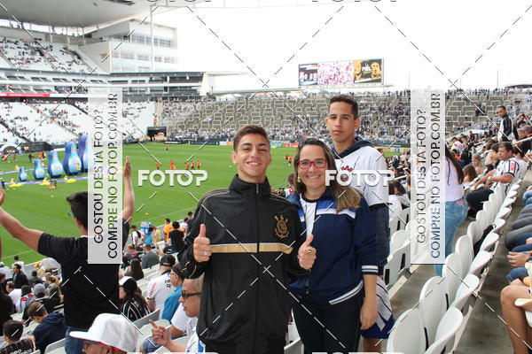 Buy your photos of the eventCorinthians X Fluminense - Brasileir�o on Fotop
