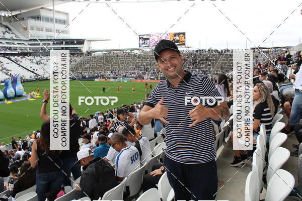 Buy your photos of the eventCorinthians X Fluminense - Brasileir�o on Fotop
