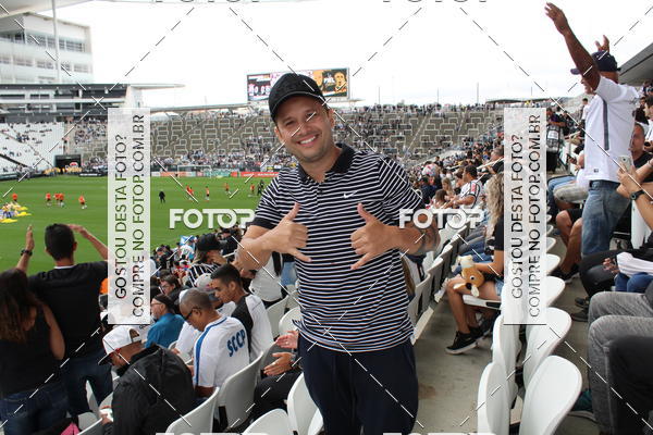 Buy your photos of the eventCorinthians X Fluminense - Brasileir�o on Fotop