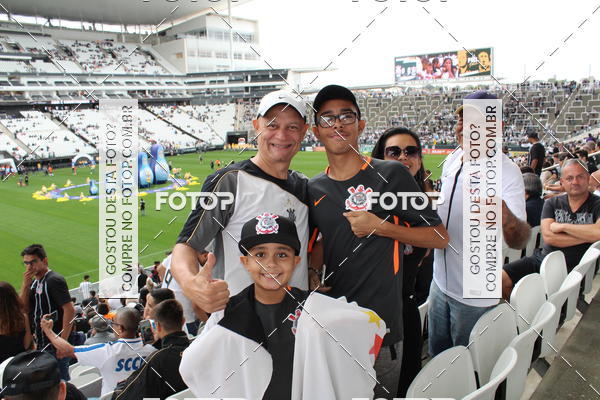 Buy your photos of the eventCorinthians X Fluminense - Brasileir�o on Fotop