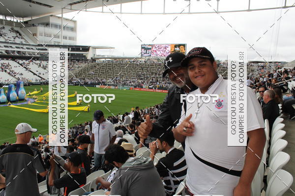 Buy your photos of the eventCorinthians X Fluminense - Brasileir�o on Fotop
