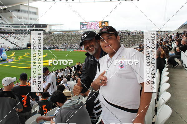 Buy your photos of the eventCorinthians X Fluminense - Brasileir�o on Fotop