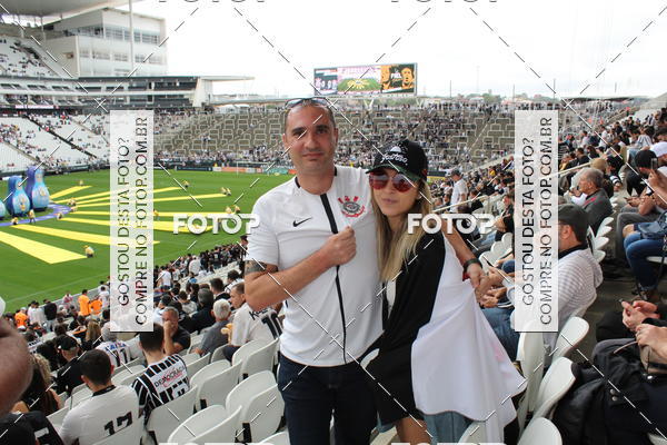 Buy your photos of the eventCorinthians X Fluminense - Brasileir�o on Fotop