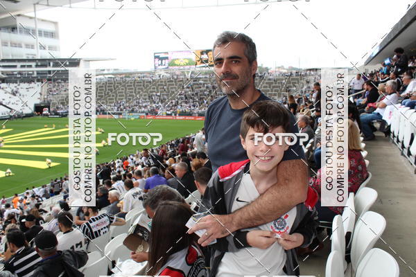 Buy your photos of the eventCorinthians X Fluminense - Brasileir�o on Fotop