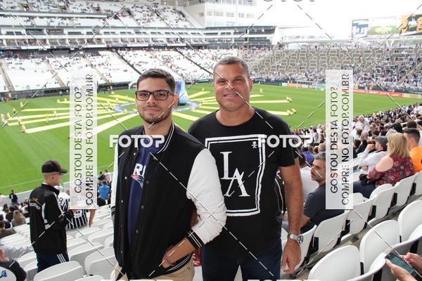 Buy your photos of the eventCorinthians X Fluminense - Brasileir�o on Fotop