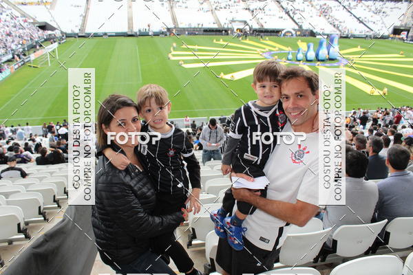 Buy your photos of the eventCorinthians X Fluminense - Brasileir�o on Fotop