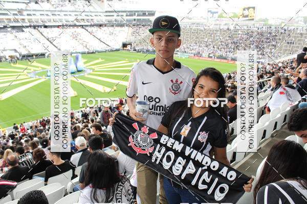 Buy your photos of the eventCorinthians X Fluminense - Brasileir�o on Fotop