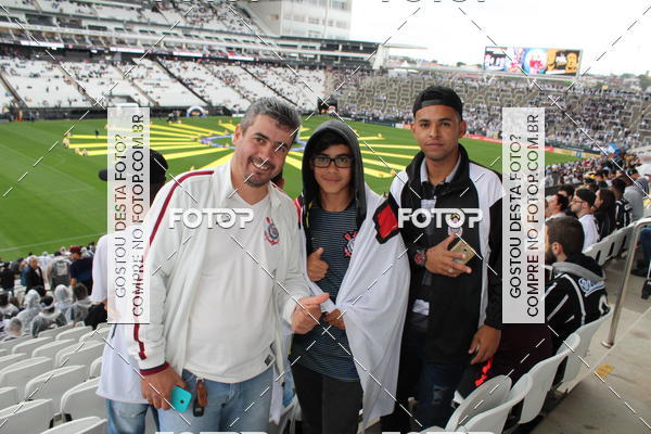 Buy your photos of the eventCorinthians X Fluminense - Brasileir�o on Fotop