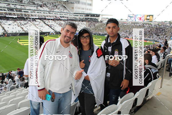 Buy your photos of the eventCorinthians X Fluminense - Brasileir�o on Fotop
