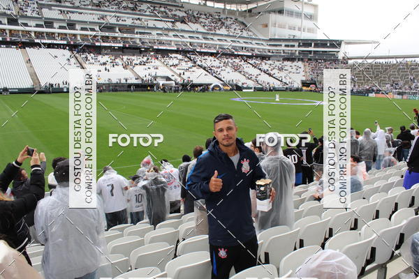 Buy your photos of the eventCorinthians X Fluminense - Brasileir�o on Fotop