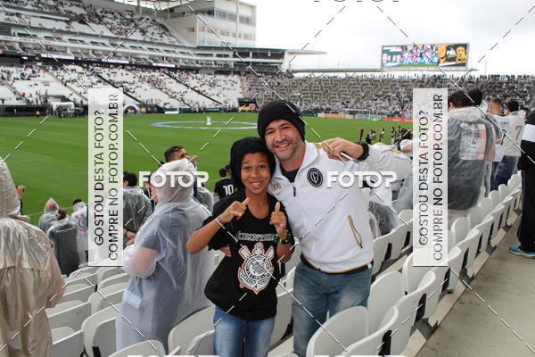 Buy your photos of the eventCorinthians X Fluminense - Brasileir�o on Fotop