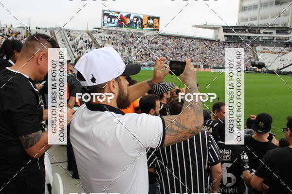 Buy your photos of the eventCorinthians X Fluminense - Brasileir�o on Fotop