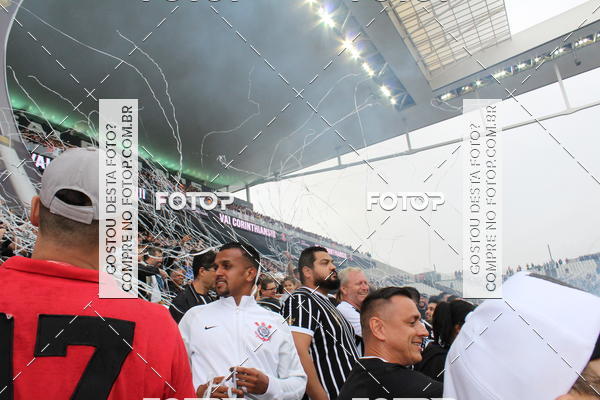 Buy your photos of the eventCorinthians X Fluminense - Brasileir�o on Fotop