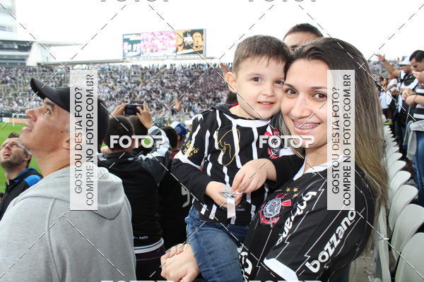 Buy your photos of the eventCorinthians X Fluminense - Brasileir�o on Fotop