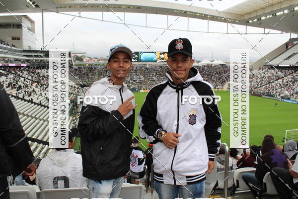 Buy your photos of the eventCorinthians X Fluminense - Brasileir�o on Fotop