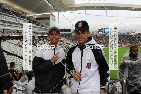 Buy your photos of the eventCorinthians X Fluminense - Brasileir�o on Fotop