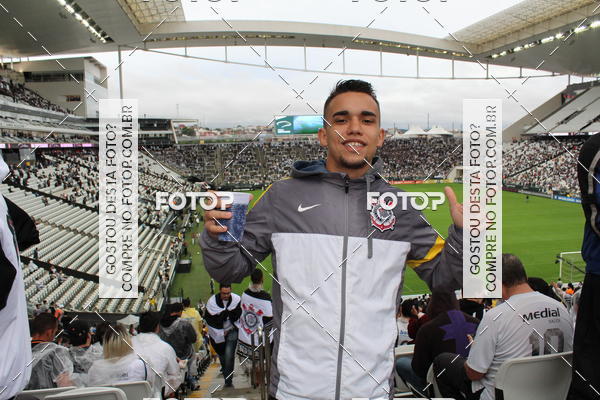 Buy your photos of the eventCorinthians X Fluminense - Brasileir�o on Fotop